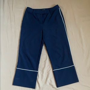 Navy cropped pants